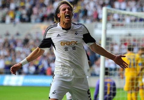 rp_michu-swansea1.jpg