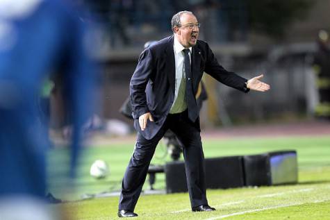 EMPOLI, ITALY - APRIL 30: Rafael Benitez manager of SSC Napoli shouts instructions to his players during the Serie A match between Empoli FC and SSC Napoli at Stadio Carlo Castellani on April 30, 2015 in Empoli, Italy.  (Photo by Gabriele Maltinti/Getty Images)