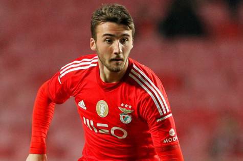 FUTEBOL - Cristante, jogador do Benfica, durante o jogo com o Arouca a contar para a Taca da Liga do grupo A, realizado no Estadio da Luz, em Lisboa. Quarta feira 14 de Janeiro de 2015. (ASF/RUI RAIMUNDO)