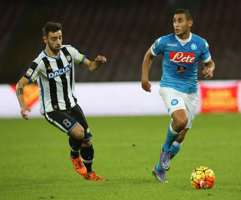 NAPLES, ITALY - NOVEMBER 08: Foauzi Ghoulam (R) of Napoli competes for the ball with Bruno Fernandes of Udinese during the Serie A match between SSC Napoli and Udinese Calcio at Stadio San Paolo on November 8, 2015 in Naples, Italy. (Photo by Maurizio Lagana/Getty Images)