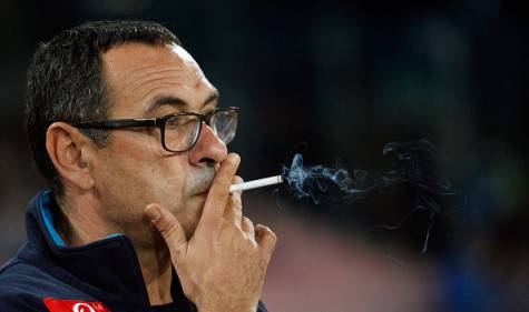 NAPLES, ITALY - NOVEMBER 08: Head coach of Napoli Maurizio Sarri during the Serie A match between SSC Napoli and Udinese Calcio at Stadio San Paolo on November 8, 2015 in Naples, Italy. (Photo by Maurizio Lagana/Getty Images)