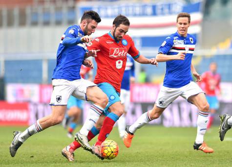 Vasco Regini - Gonzalo Higuain © Getty Images