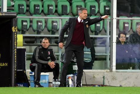 AC Milan's coach from Serbia Sinisa Mihajlovic reacts during the Italian Serie A football match Palermo vs AC Milan on February 3, 2016 at the Renzo Barbera stadium in Palermo. AFP PHOTO / GIOVANNI ISOLINO / AFP / GIOVANNI ISOLINO (Photo credit should read GIOVANNI ISOLINO/AFP/Getty Images)