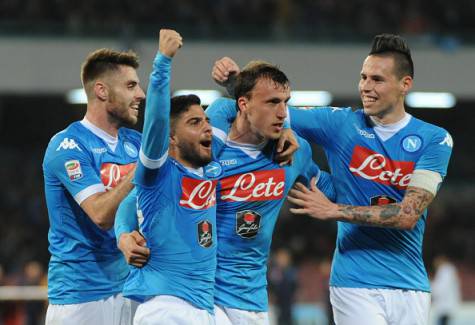 NAPLES, ITALY - 2016/03/05: Vlad Chireches celebrates after scoring during the  Italian Serie A soccer match between SSC Napoli and Chievo Verona at  the San  Paolo   stadium in Naples  Italy. Napoli won  3 - 1. (Photo by Ciro De Luca/Pacific Press/LightRocket via Getty Images)