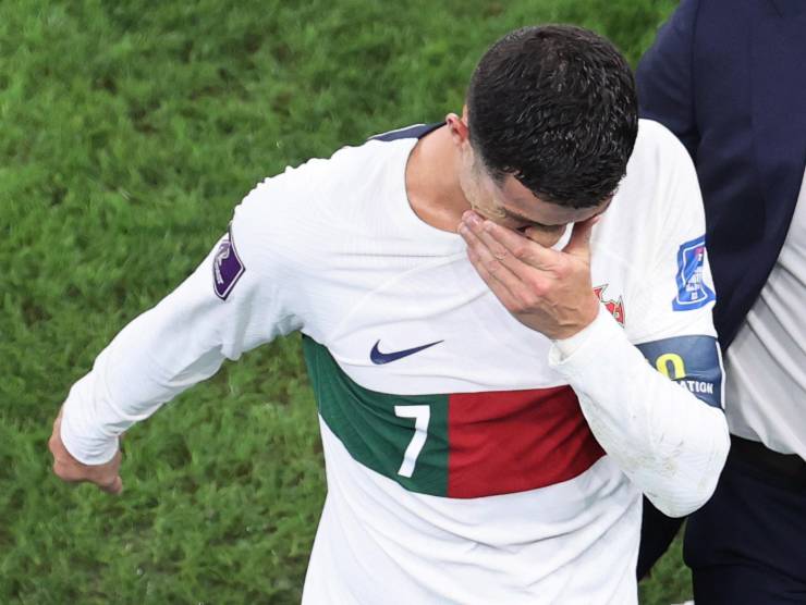 Ronaldo in lacrime dopo l'eliminazione dal Mondiale - Napolicalciolive.com