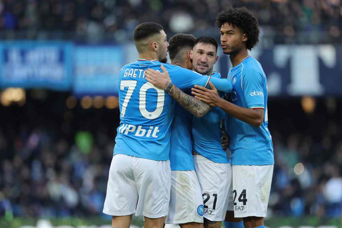 Calciomercato Napoli, addio agli azzurri: va alla Roma