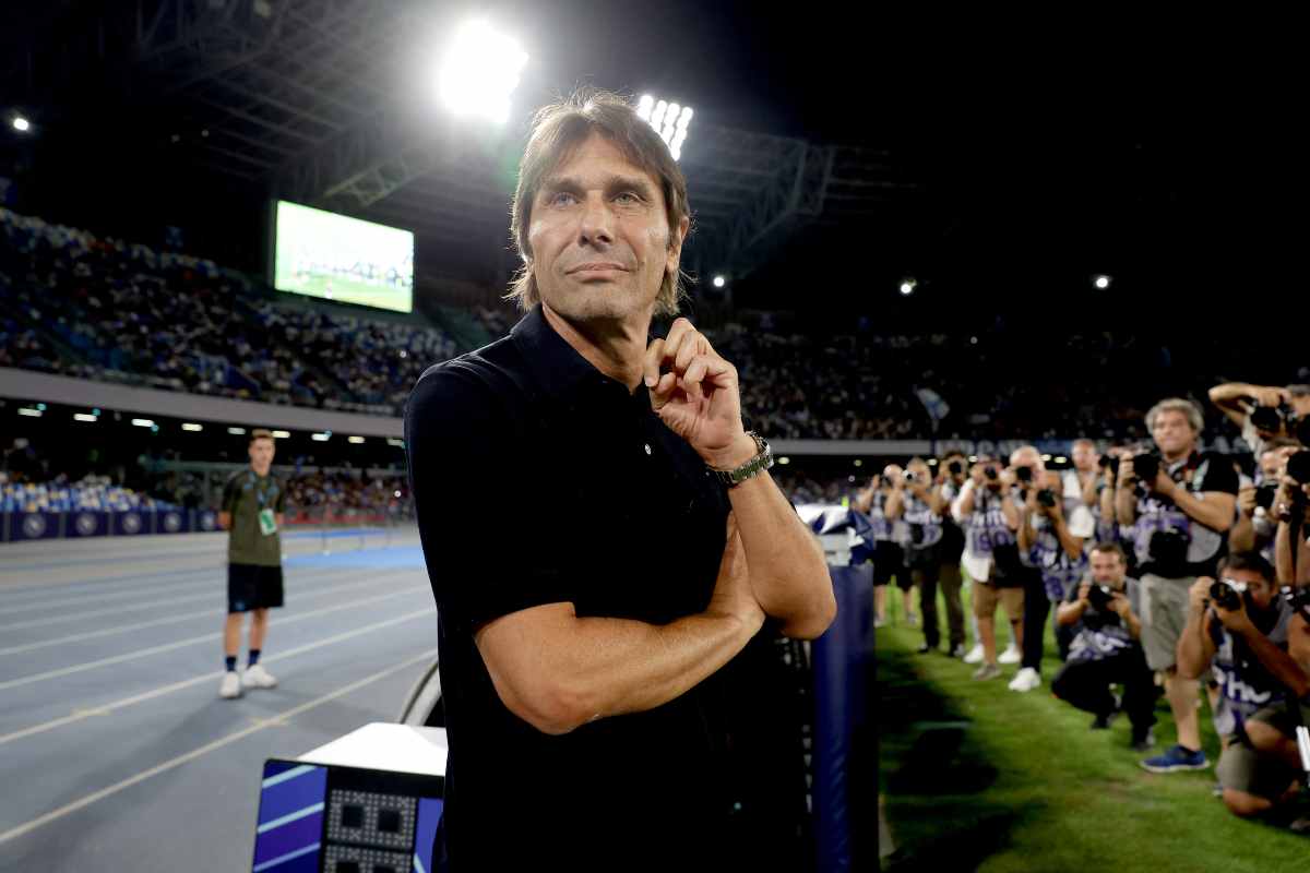 Napoli, Conte cambia tutto