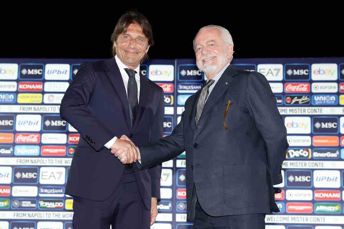 Napoli, ha già firmato: ADL lo regala a Conte