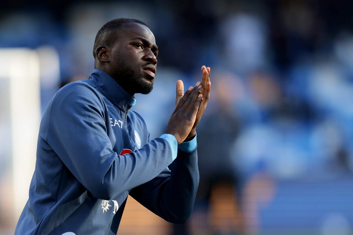 Koulibaly applaude