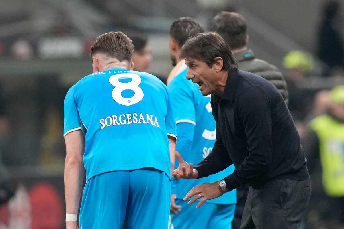 Conte pensa a stravolgere ancora il Napoli