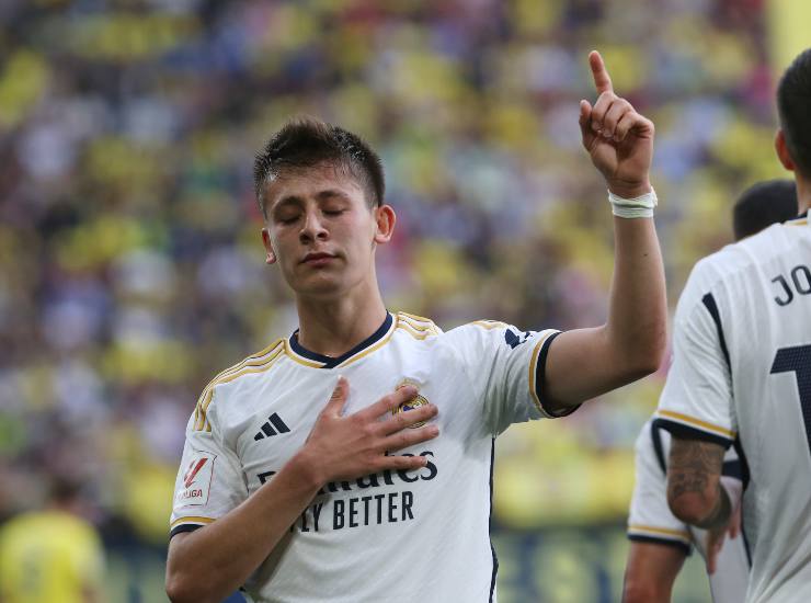 Arda Guler con la maglia del Real