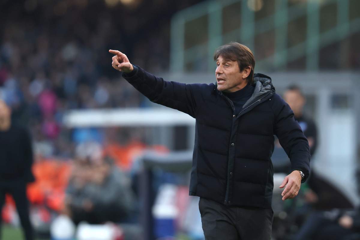 Conte dà indicazioni