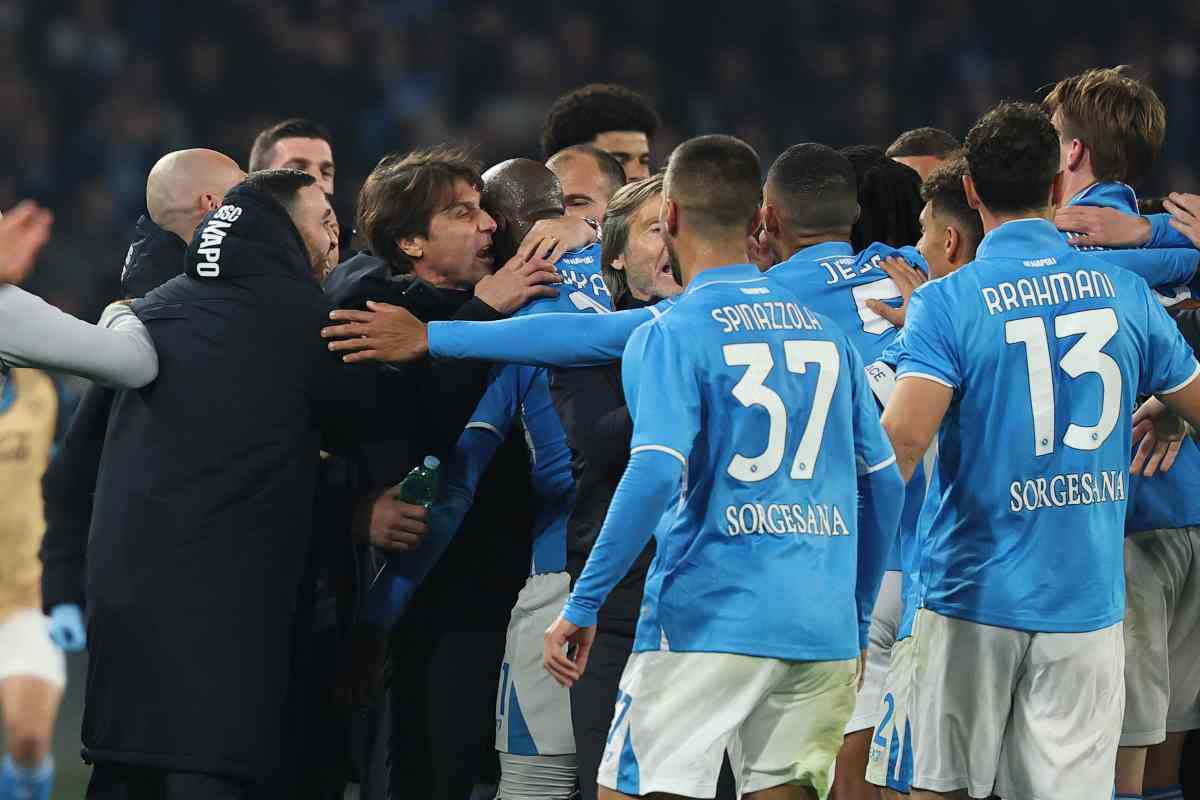 Giocatori del Napoli esultano