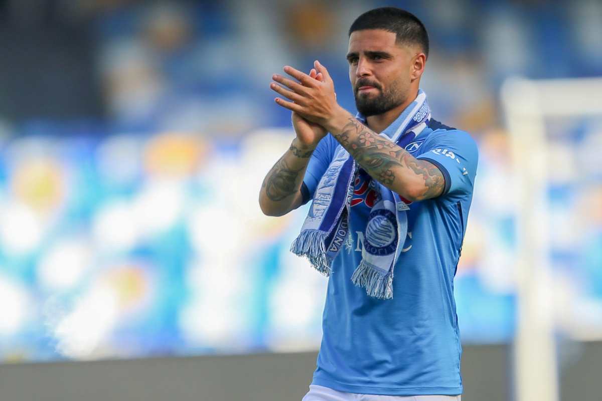 Insigne con la maglia del Napoli