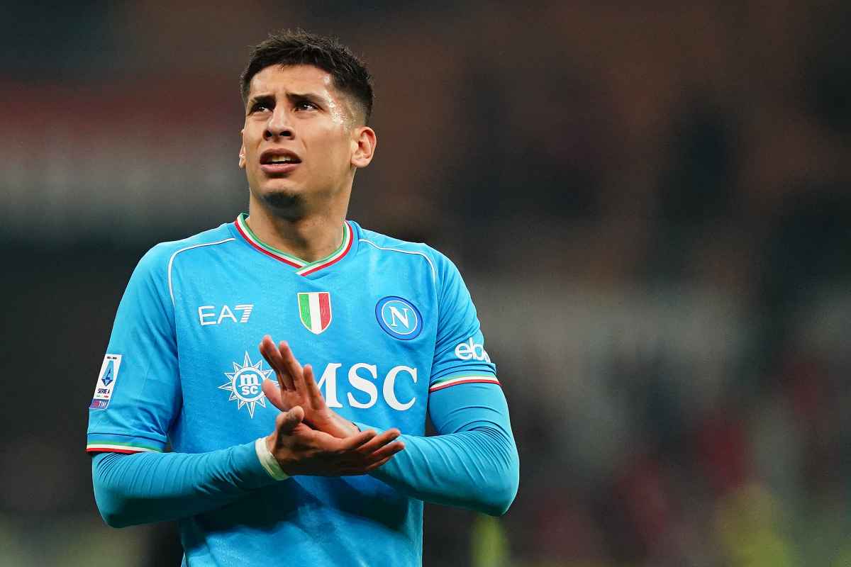 Olivera con la maglia del Napoli