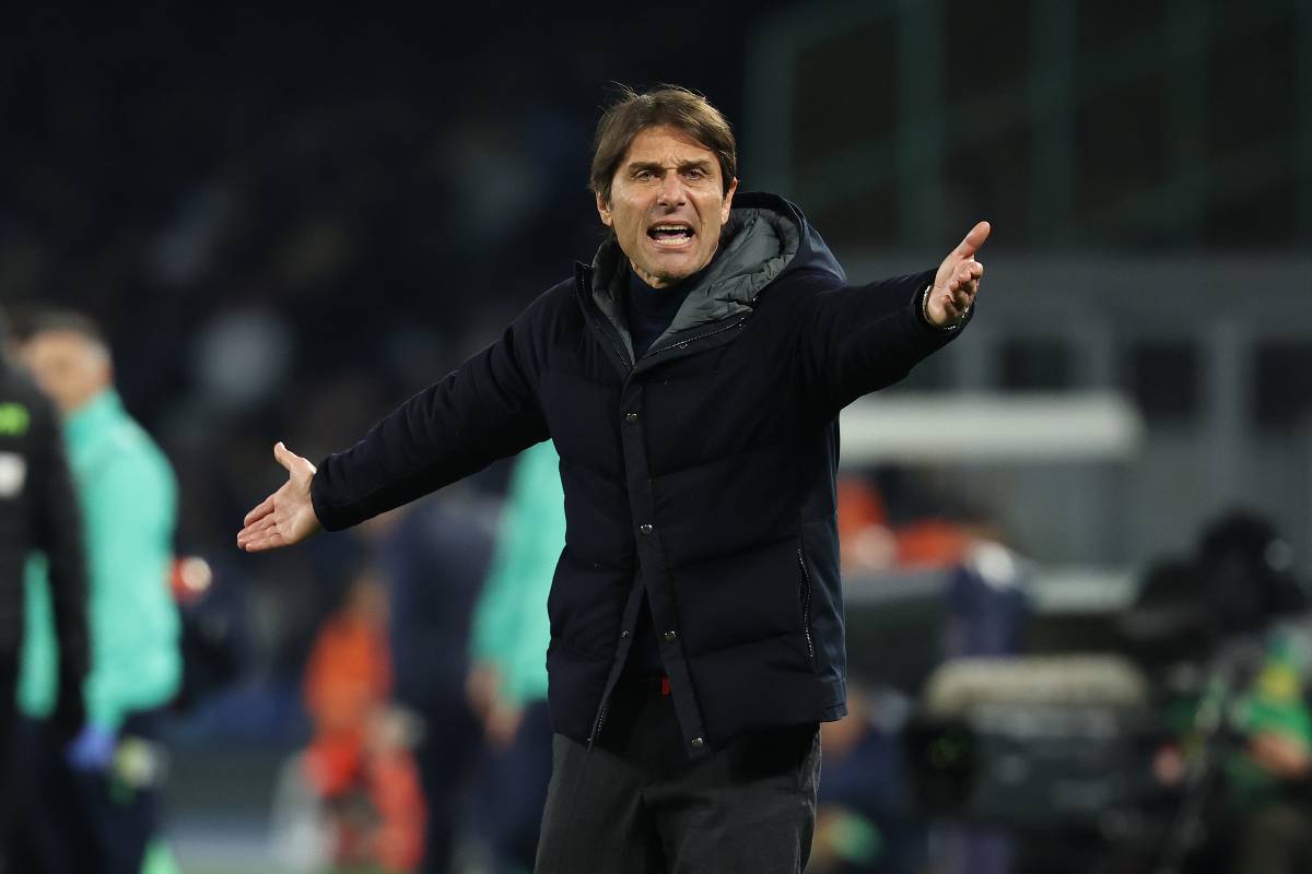 Conte dà indicazioni