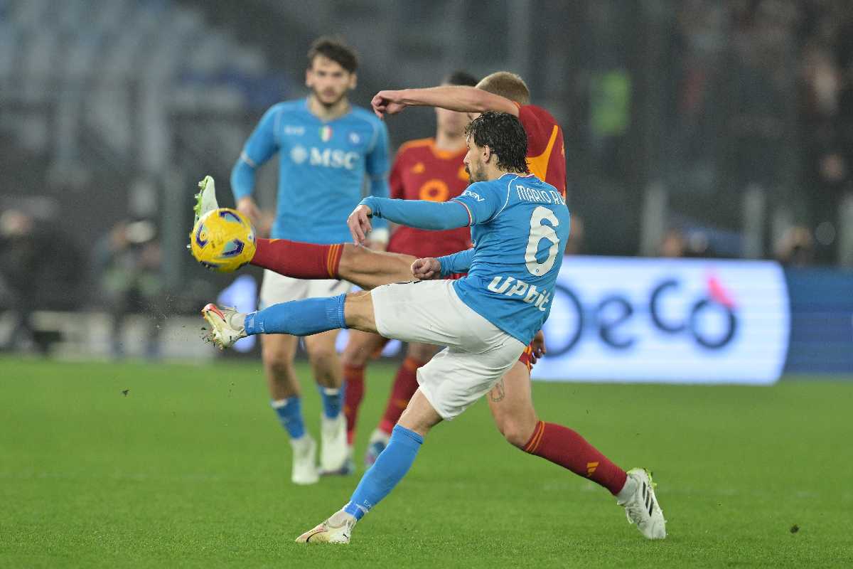 Mario Rui in azione