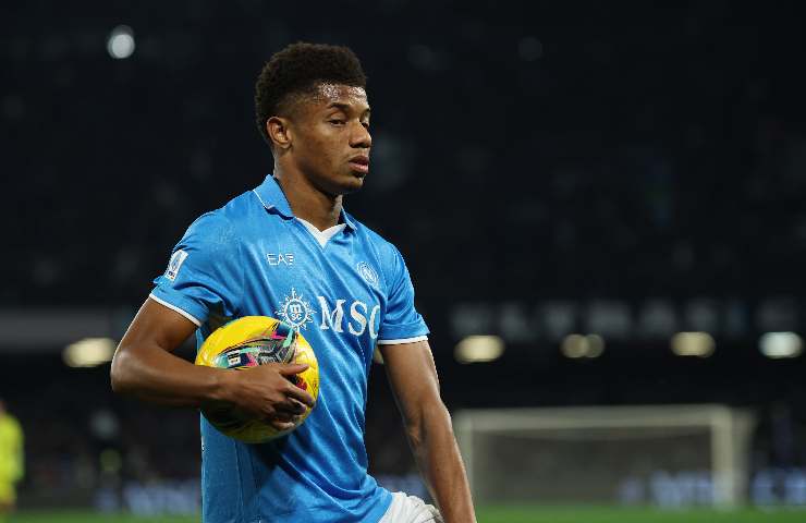 David Neres con il pallone