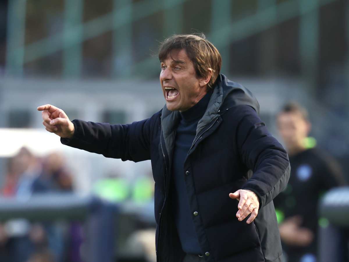 Conte infuriato in panchina